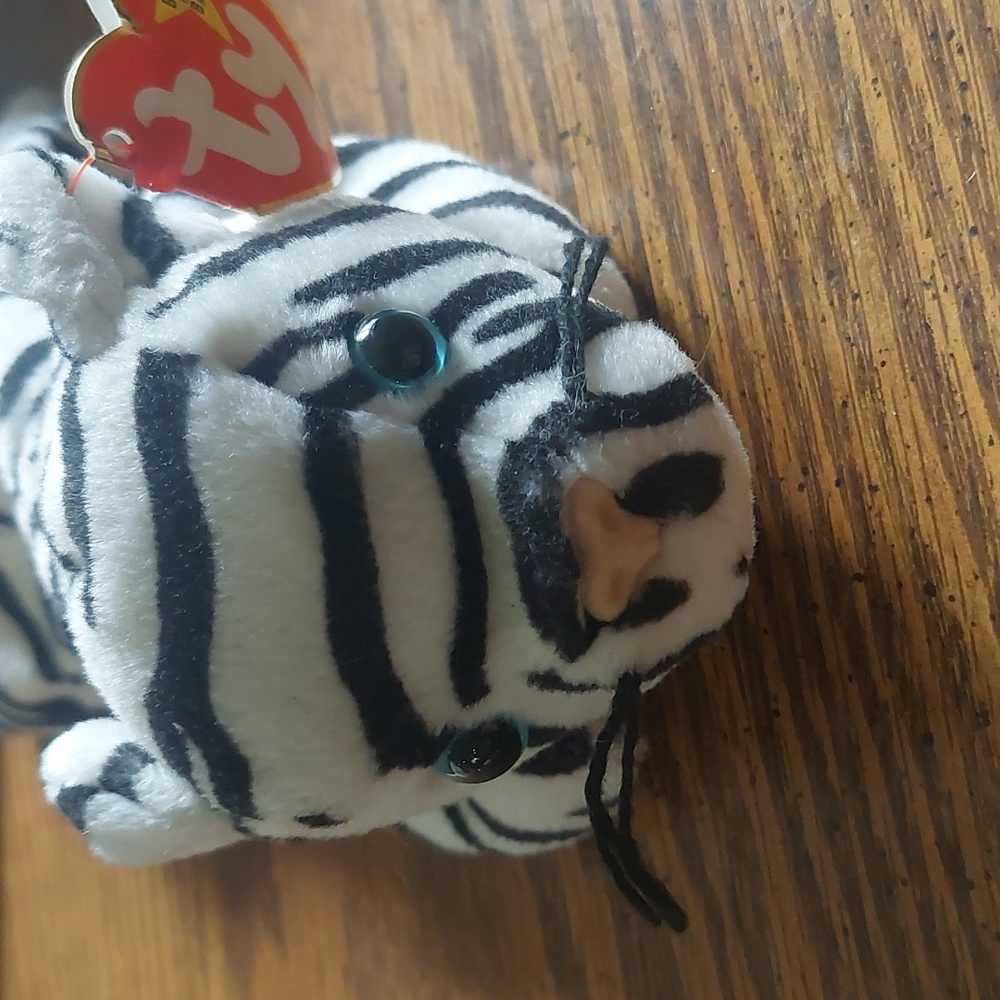 Blizzard beanie baby